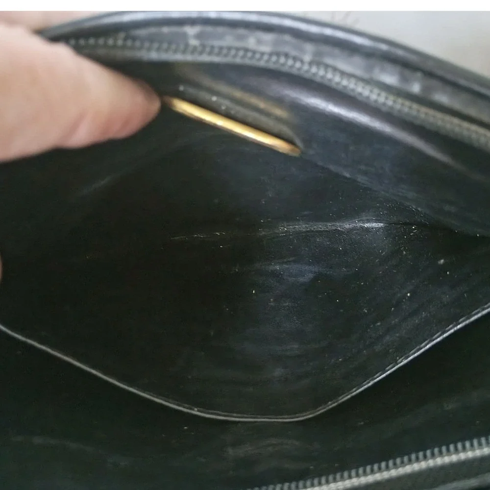 MARIO VALENTINO Vintage Black Embossed Leather Clutch Bag - EUC